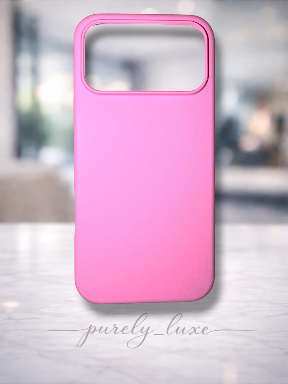 Delilah iPhone 17 Pro Max MagSafe Case